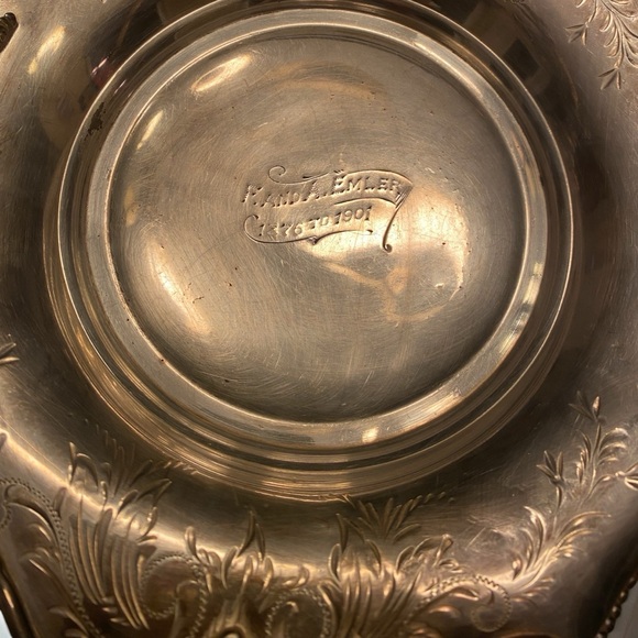 Antique Quadruple Silver Plate Basket with Handle and paw feet. - Picture 7 of 11